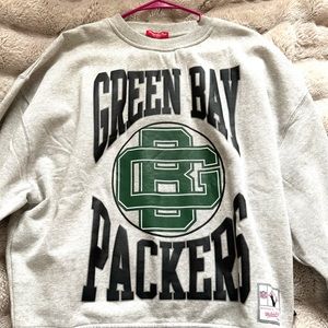 Women’s grey NFL Throwback Crewneck GB Packers